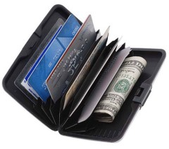 کیف محافظ آلوماوالت برای نگهداری از کارت های اعتباری و مدارک