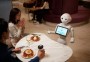 ربات هایی که در کافه کار می کنند