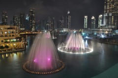 8 videos of the dancing fountains of the Burj Dubai (in high quality)
